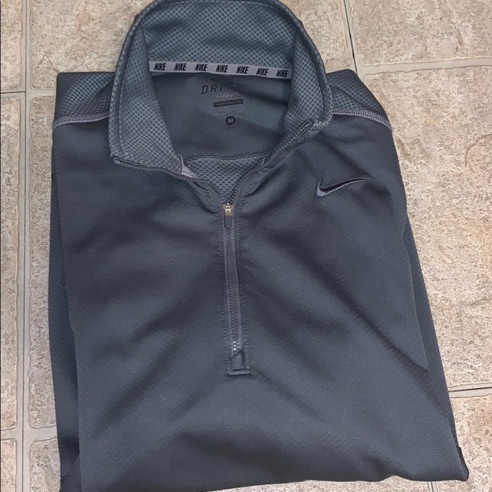 Nike Dri-Fit 1/4 zip sweatshirt
